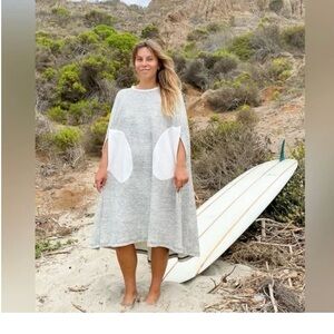 Like new Seea Changing Poncho